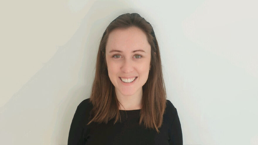 Emma Wallis headshot